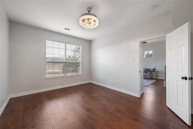 9201 Brodie LN 1603, Austin, TX 78748