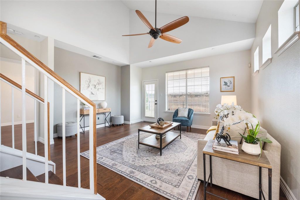 9201 Brodie LN 1603, Austin, TX 78748