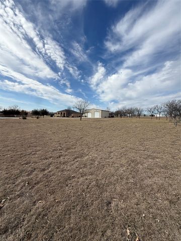 151 Conestoga Court, Rhome, TX 76078