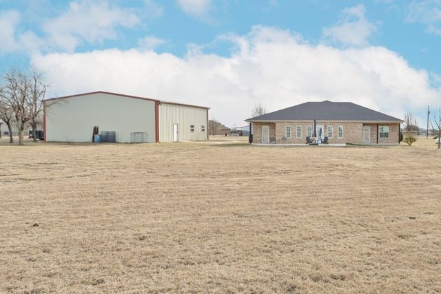 151 Conestoga Court, Rhome, TX 76078
