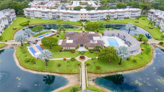 5003 NW 35th St 405, Lauderdale Lakes, FL 33319