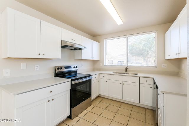 8717 W BOBBY LOPEZ Drive, Tolleson, AZ 85353