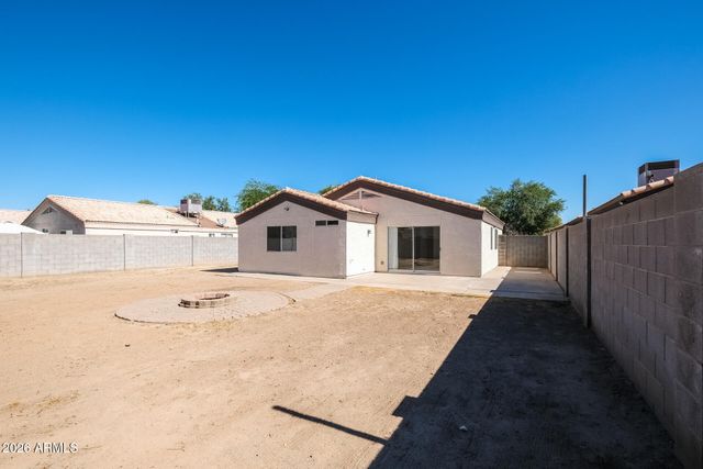 8717 W BOBBY LOPEZ Drive, Tolleson, AZ 85353