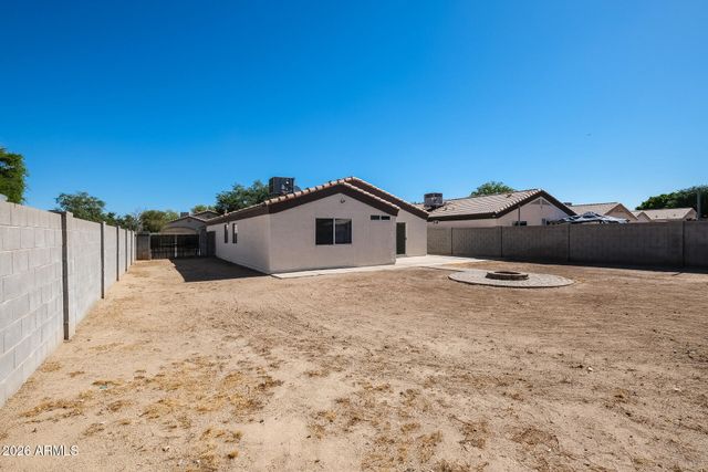 8717 W BOBBY LOPEZ Drive, Tolleson, AZ 85353