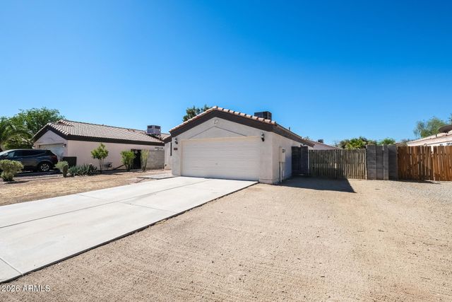 8717 W BOBBY LOPEZ Drive, Tolleson, AZ 85353