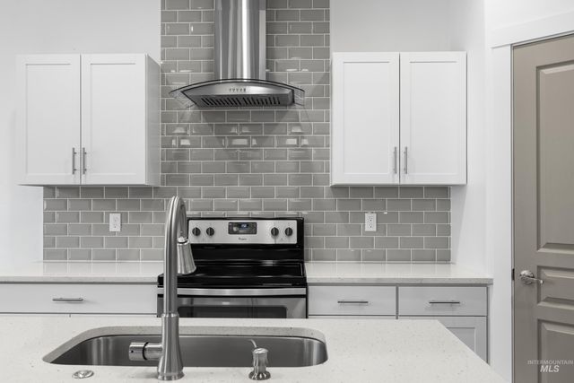 2068 W Bella Lane, Nampa, ID 83651