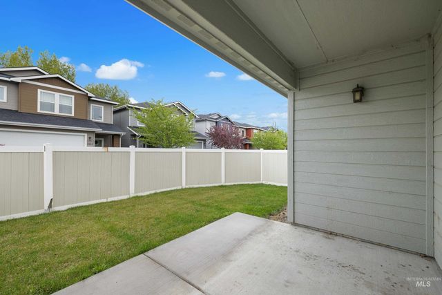 2068 W Bella Lane, Nampa, ID 83651