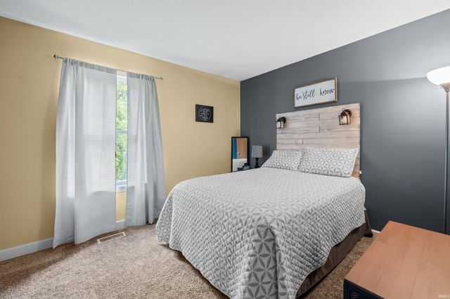 1132 W Hornbeam Circle, Lafayette, IN 47905