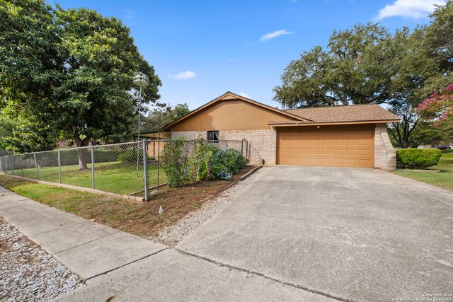 7902 Misty Park, San Antonio, TX 78250