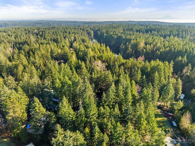 1310 NE Collins Lake Drive, Tahuya, WA 98588