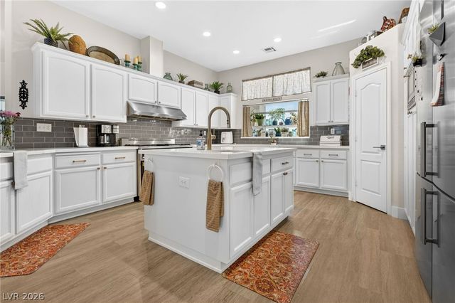 2240 East Dandelion Street, Pahrump, NV 89048