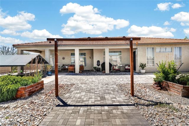 2240 East Dandelion Street, Pahrump, NV 89048