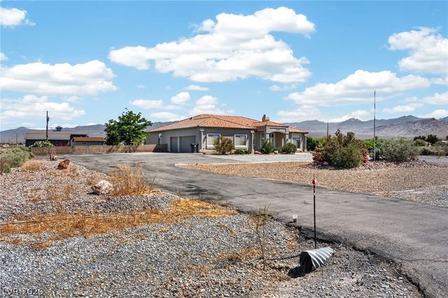 2240 East Dandelion Street, Pahrump, NV 89048