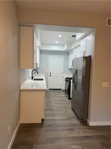 13470 Sunny Palms Lane, Sylmar, CA 91342