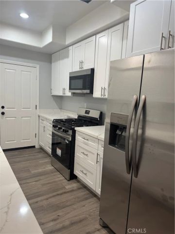 13470 Sunny Palms Lane, Sylmar, CA 91342