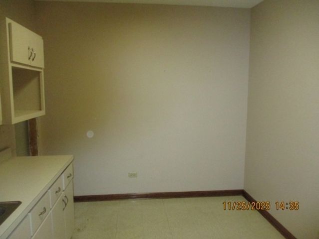 302 N Hammes Avenue 3, Joliet, IL 60435