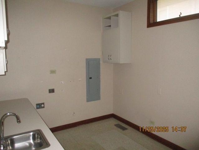 302 N Hammes Avenue 3, Joliet, IL 60435