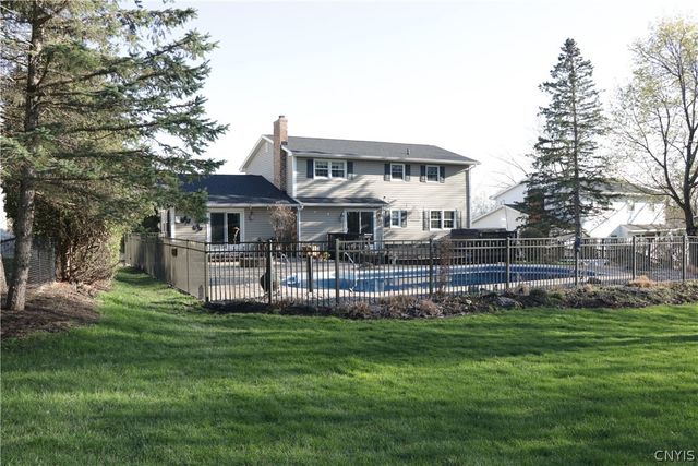 4901 Edgeworth Drive, Manlius, NY 13104