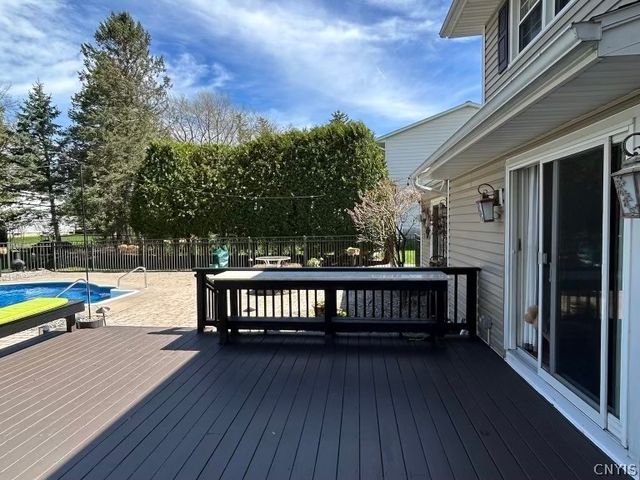 4901 Edgeworth Drive, Manlius, NY 13104