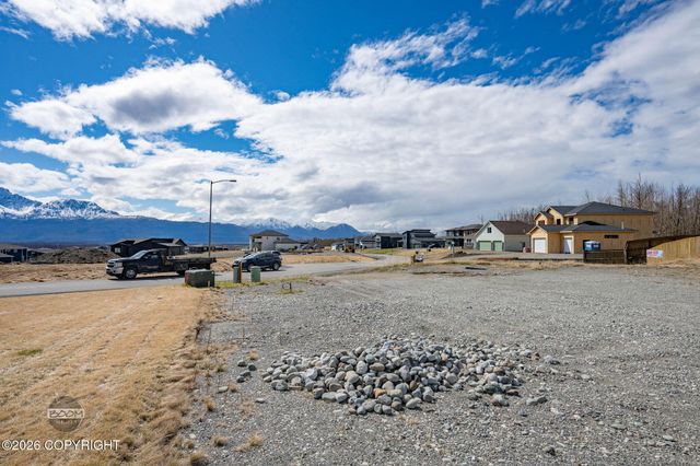 2176 S Sanctuary Drive, Wasilla, AK 99654