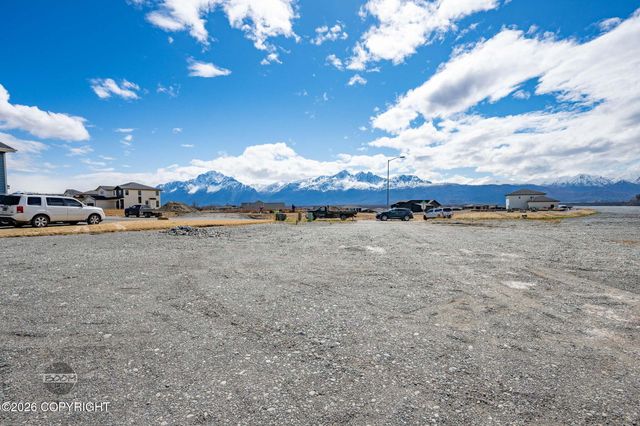 2176 S Sanctuary Drive, Wasilla, AK 99654