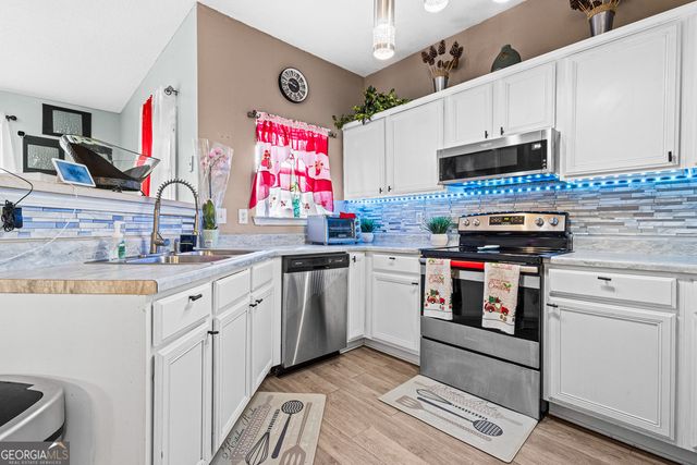 1482 Riverrock Trail, Riverdale, GA 30296