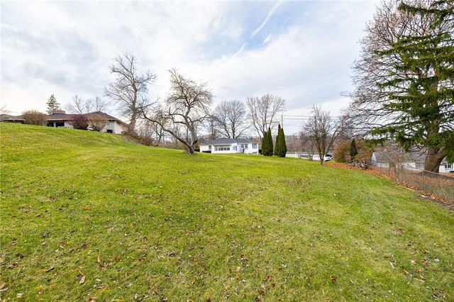 6917 Pittsford Palmyra Road, Perinton, NY 14450