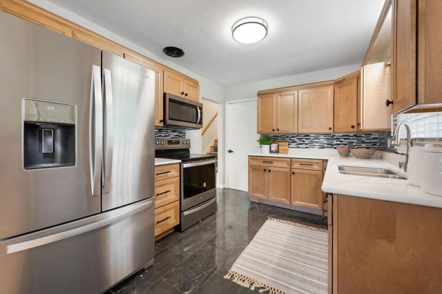 13460 Tremont STREET, Brookfield, WI 53005