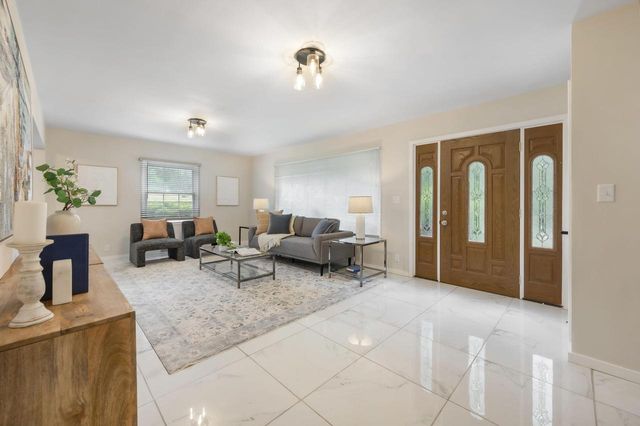 13460 Tremont STREET, Brookfield, WI 53005
