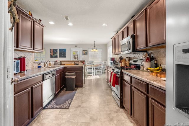 2836 Granite Cove, New Braunfels, TX 78130