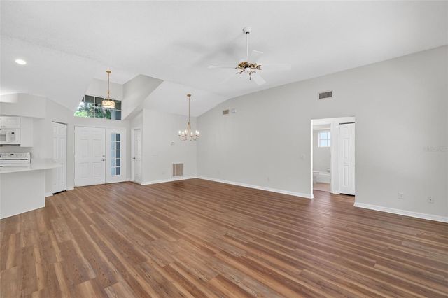 316 BAYTREE BOULEVARD, Tavares, FL 32778