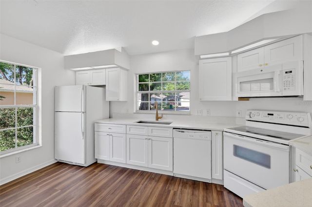 316 BAYTREE BOULEVARD, Tavares, FL 32778