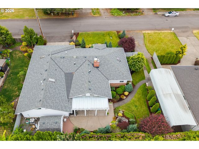 1735 Ne 169TH Ave, Portland, OR 97230