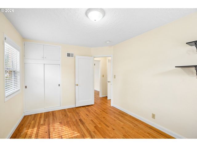 720 Se 7TH St, Gresham, OR 97080
