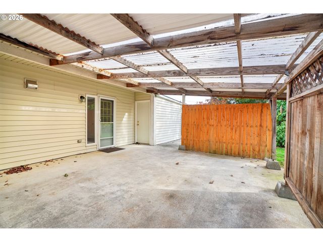 720 Se 7TH St, Gresham, OR 97080