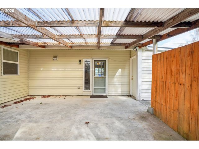 720 Se 7TH St, Gresham, OR 97080
