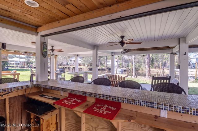 6110 Kiowa Street, Kiln, MS 39556