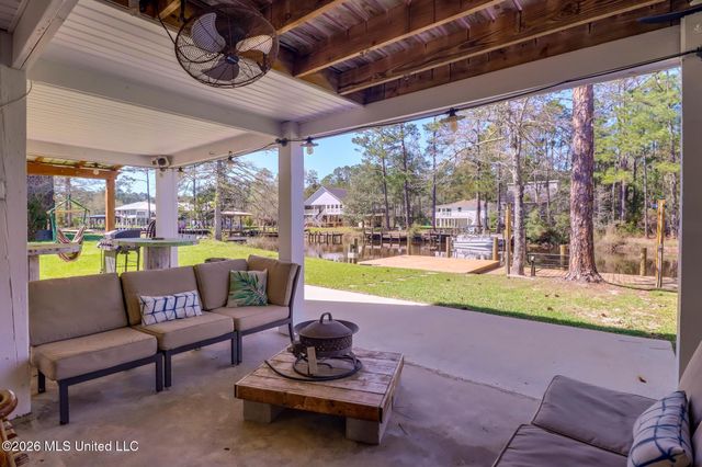 6110 Kiowa Street, Kiln, MS 39556