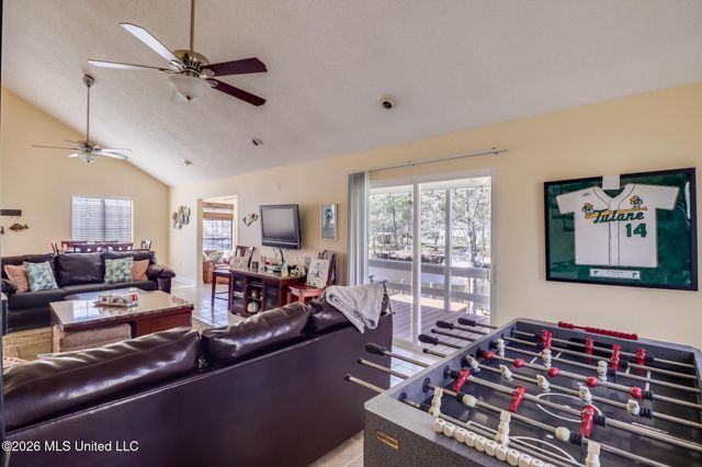 6110 Kiowa Street, Kiln, MS 39556