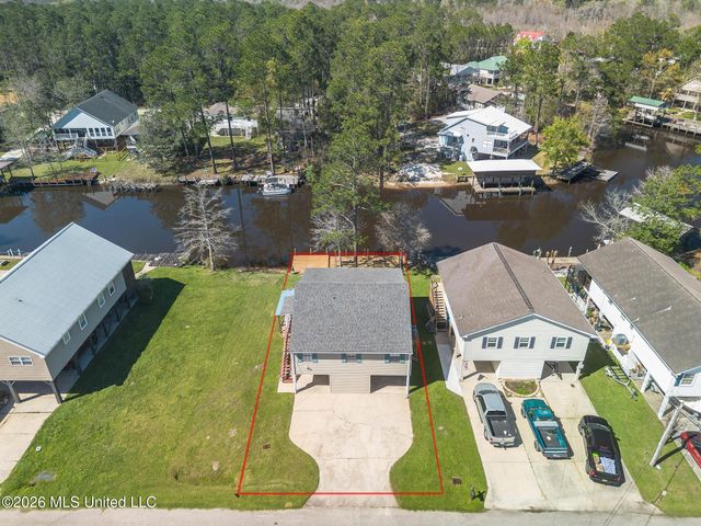 6110 Kiowa Street, Kiln, MS 39556