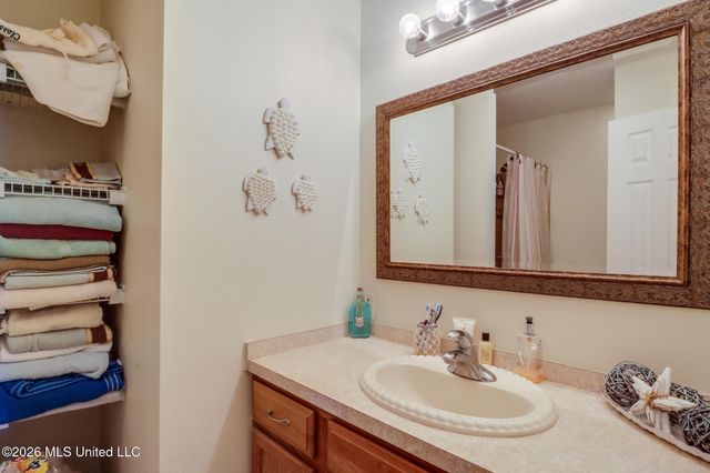 6110 Kiowa Street, Kiln, MS 39556