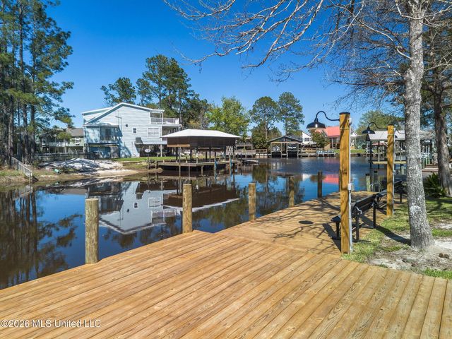 6110 Kiowa Street, Kiln, MS 39556