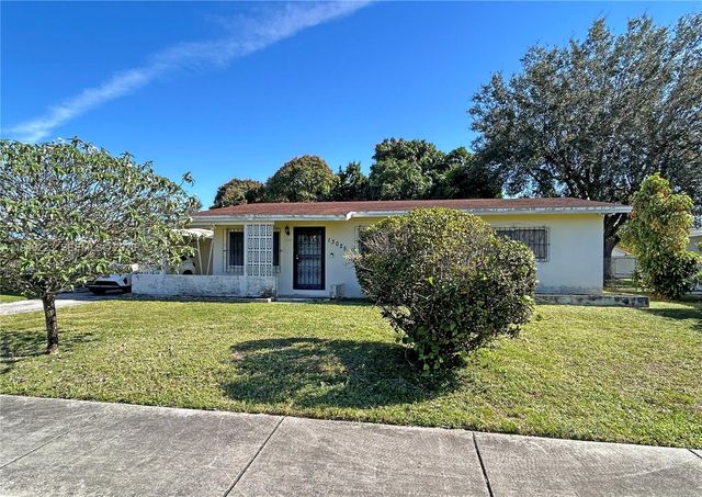 13025 NW 21st Ave, Miami, FL 33167
