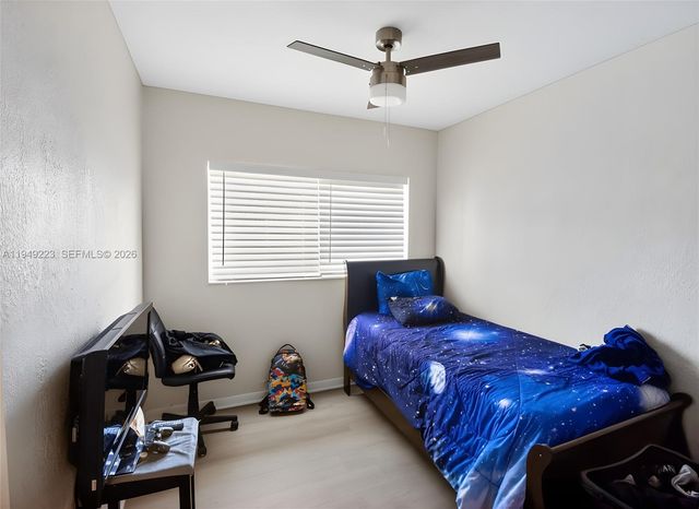 13025 NW 21st Ave, Miami, FL 33167