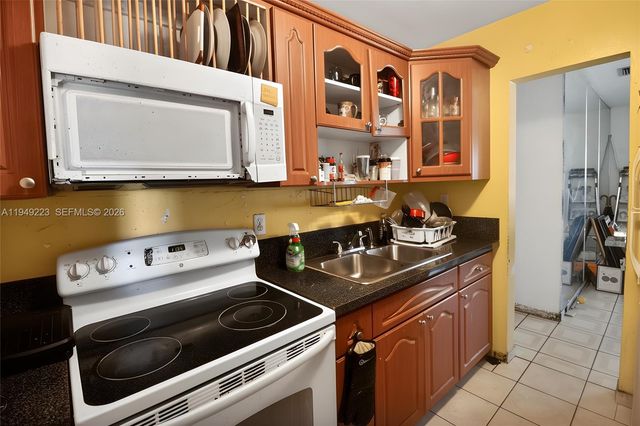 13025 NW 21st Ave, Miami, FL 33167