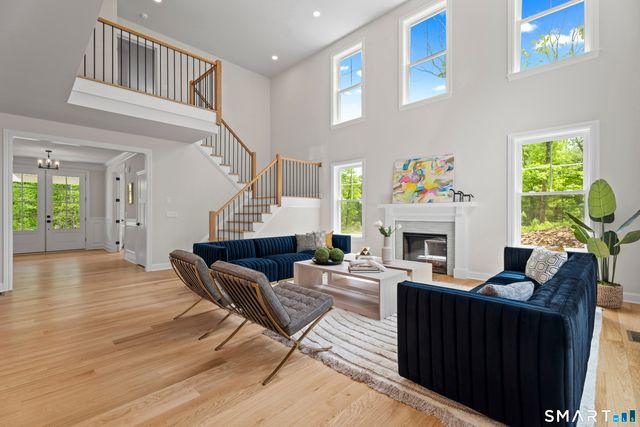 9 Twin Valley Road, East Lyme, CT 06333