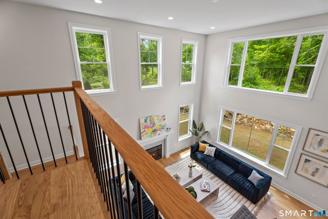 9 Twin Valley Road, East Lyme, CT 06333