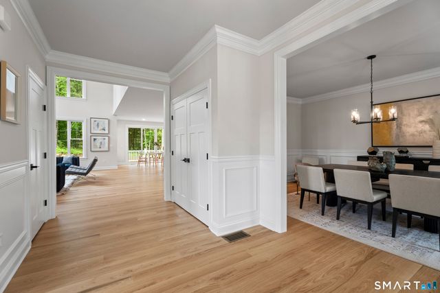 9 Twin Valley Road, East Lyme, CT 06333