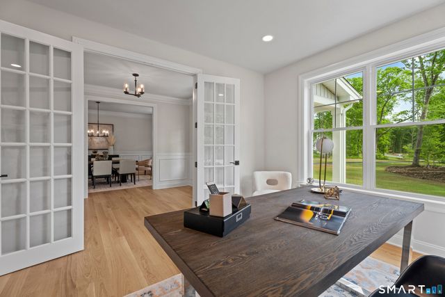 9 Twin Valley Road, East Lyme, CT 06333