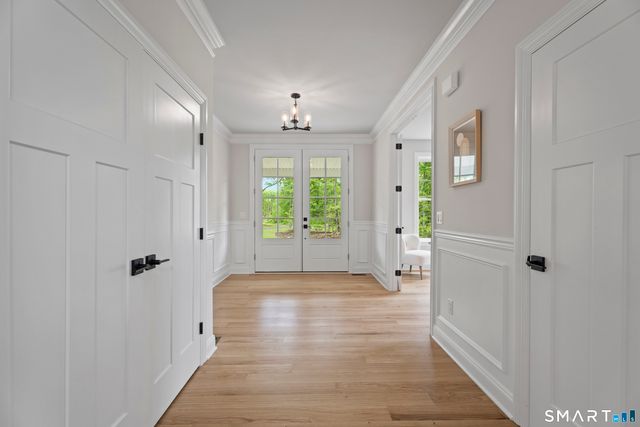 9 Twin Valley Road, East Lyme, CT 06333